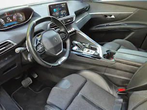 PEUGEOT 5008 1.5 BlueHDi GT Line 7-Plätzer