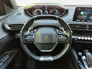 PEUGEOT 5008 1.5 BlueHDi GT Line 7-Plätzer