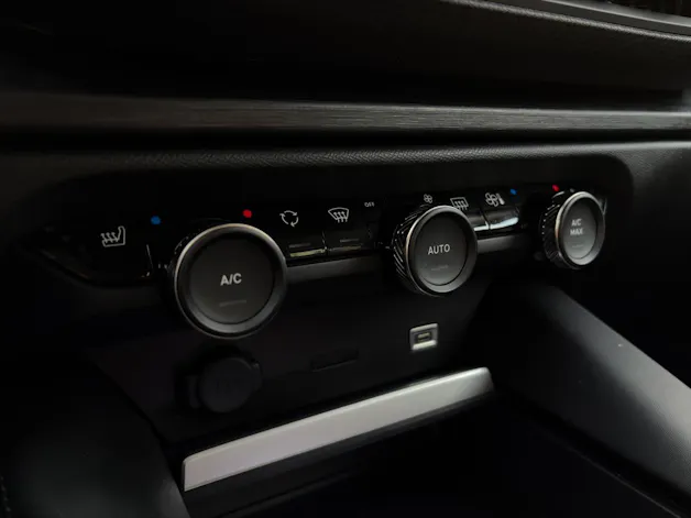 CITROEN Citroën C5 X 1.6 Plug-in Hybrid Shine