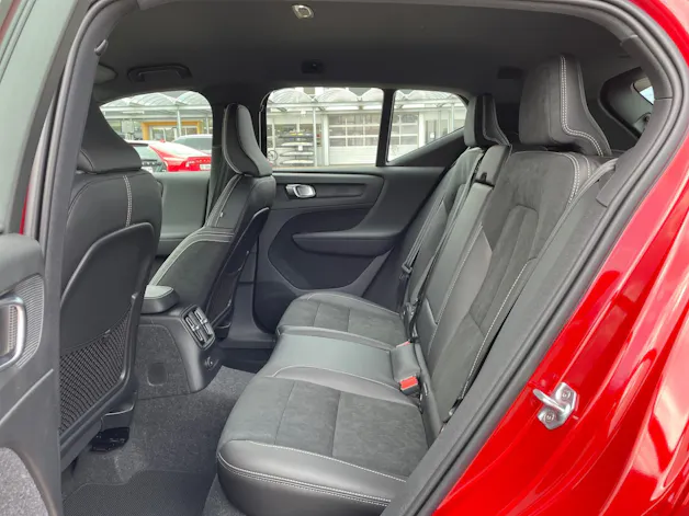 VOLVO XC40 1.5 T4 PiH R-Design
