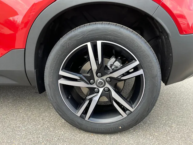 VOLVO XC40 1.5 T4 PiH R-Design