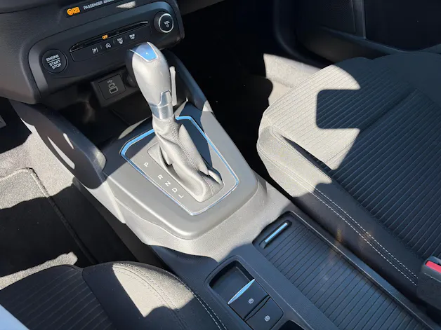 FORD Focus Station Wagon 1.0i EcoB Hybrid 155 Titanium