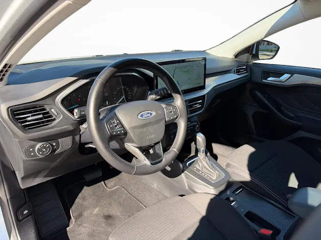 FORD Focus Station Wagon 1.0i EcoB Hybrid 155 Titanium