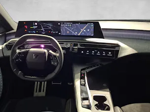 PEUGEOT 5008 1.6 PHEV 225 GT Exclusive