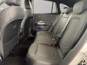 https://vehicle.imgix.net/4495620/2a62012f-ce51-4e3a-a443-e558f6b809f6.jpg