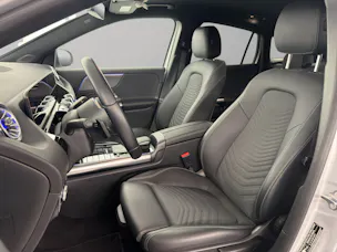 MERCEDES-BENZ GLA-Klasse GLA 200 Progressive 4matic