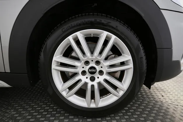MINI Countryman F60 1.5i Cooper S E ALL4