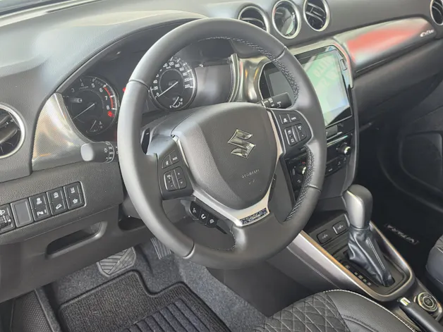 Suzuki Vitara 1.4 T Piz Sulai Top Hybrid 4x4