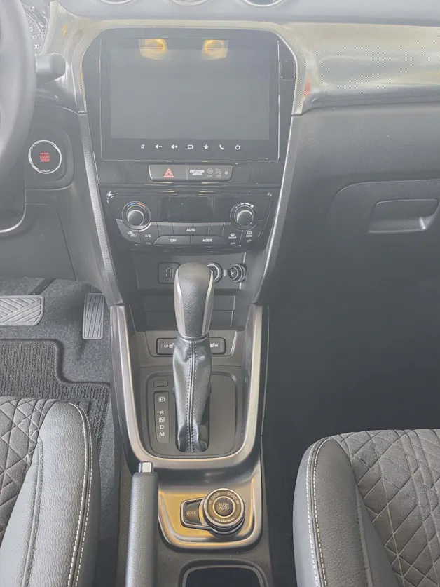 Suzuki Vitara 1.4 T Piz Sulai Top Hybrid 4x4