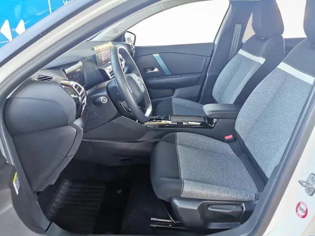 CITROEN Citroën e-C4 Swiss Edition