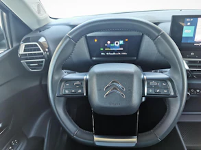 https://vehicle.imgix.net/4495682/4eb35ed8-d698-4887-b9a5-22a273495f86.jpg