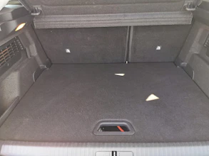 https://vehicle.imgix.net/4495682/8239f896-c577-426a-a9b4-c370d5b0dca2.jpg