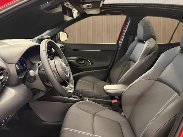 Toyota Yaris Cross 1.5 VVT-i HSD Premium AWD-i