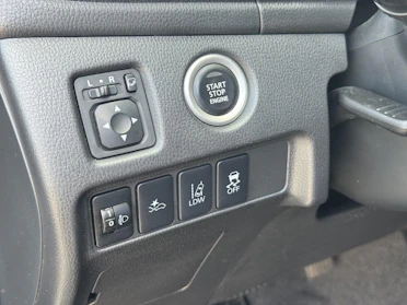 MITSUBISHI L 200 14