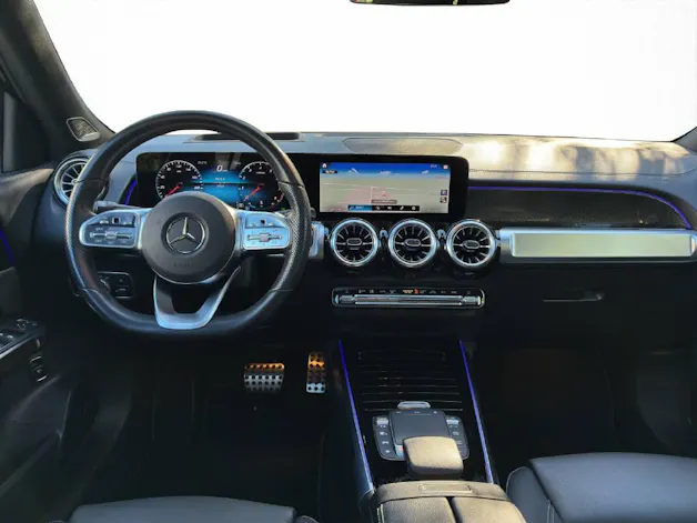 MERCEDES-BENZ GLB 250 AMG Line 4Matic