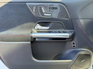 MERCEDES-BENZ GLA 35 AMG 4Matic