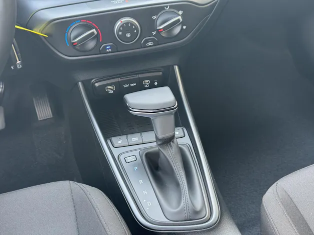 HYUNDAI i20 1.0 T-GDi Amplia Go Pack Safe Tec