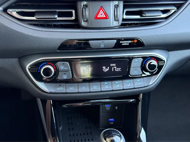 HYUNDAI i30 Wagon 1.6 T-GDi Amplia