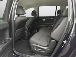 HYUNDAI Ioniq 9 110kWh Amplia 4WD