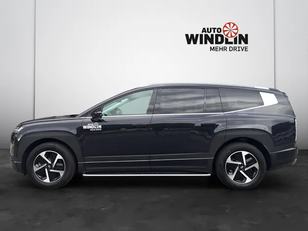 HYUNDAI Ioniq 9 110kWh Amplia 4WD