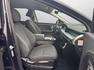 HYUNDAI Ioniq 9 110kWh Amplia 4WD