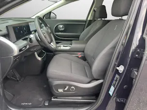 HYUNDAI Ioniq 9 110kWh Amplia 4WD