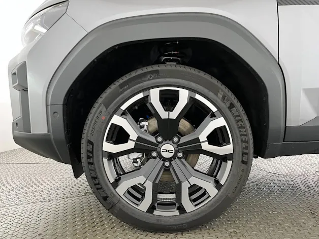 DACIA Bigster 1.2 Hybrid Journey 4WD