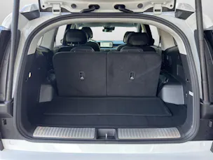 HYUNDAI Ioniq 9 110 kWh Calligraphy 4WD+ 6P
