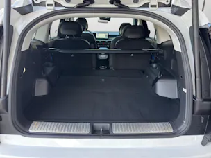 HYUNDAI Ioniq 9 110 kWh Calligraphy 4WD+ 6P
