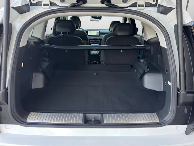 HYUNDAI Ioniq 9 110 kWh Calligraphy 4WD+ 6P