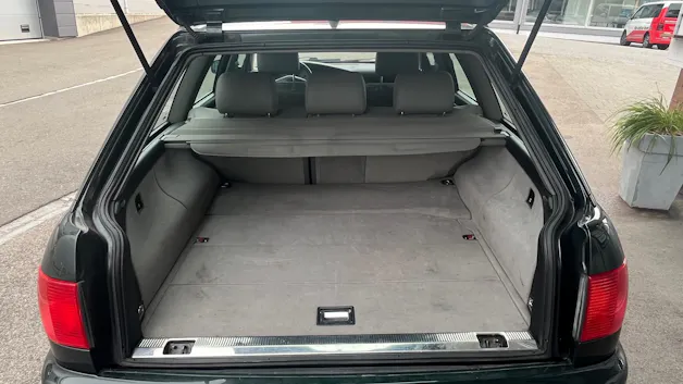 AUDI S6 2.2 quattro