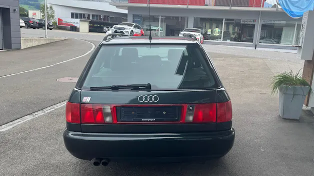 AUDI S6 2.2 quattro