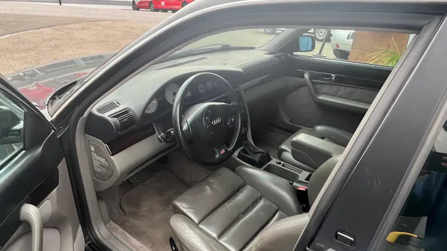 AUDI S6 2.2 quattro