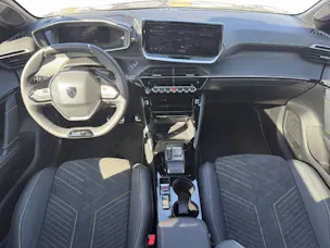 PEUGEOT 208 1.2 Hybrid 145 GT Exclusive