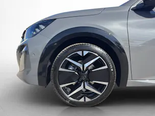 PEUGEOT 208 1.2 Hybrid 145 GT Exclusive