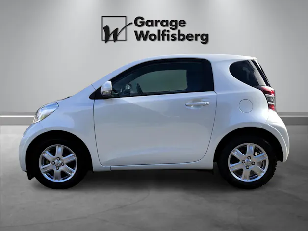 Toyota iQ 1.0 VVT-i Q MiD