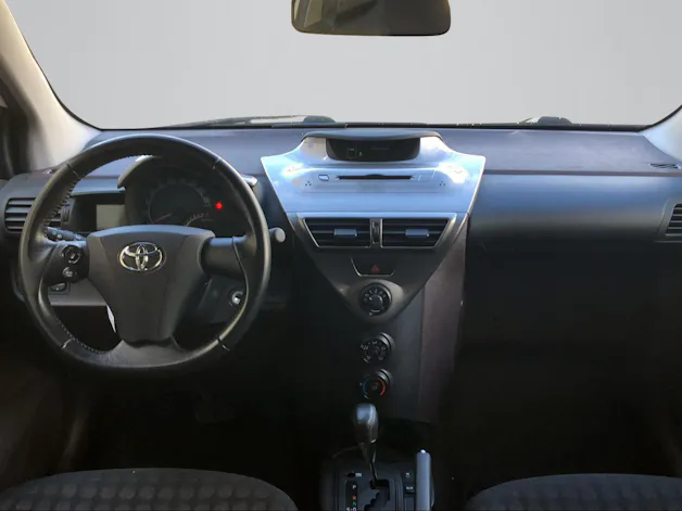 Toyota iQ 1.0 VVT-i Q MiD
