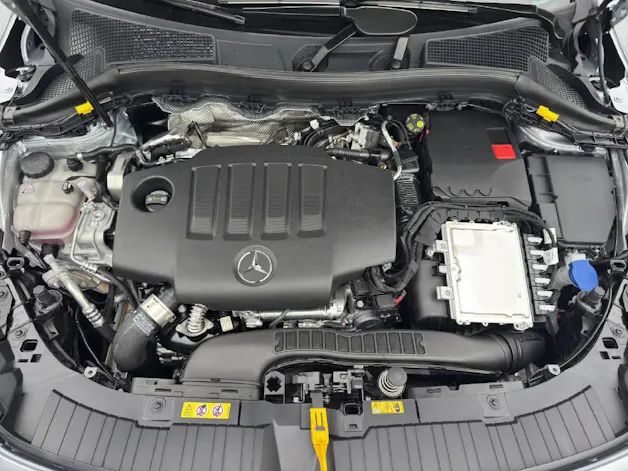 MERCEDES-BENZ GLA 220 d AMG Line 4Matic Swiss Star