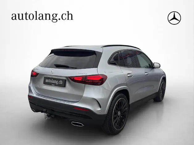 MERCEDES-BENZ GLA 220 d AMG Line 4Matic Swiss Star