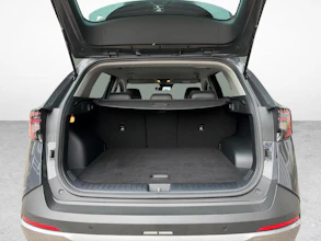 https://vehicle.imgix.net/4495809/82548064-7ed6-467d-b702-e014ce8a1b47.jpg