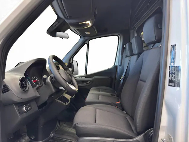 MERCEDES-BENZ Sprinter 319 CDI Pro KA WORKER 4x4