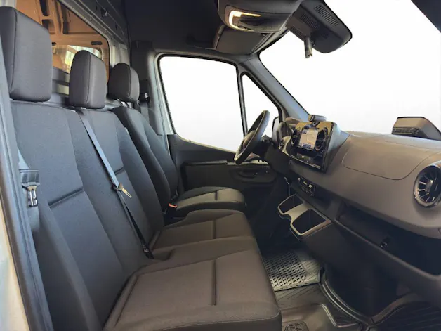 MERCEDES-BENZ Sprinter 319 CDI Pro KA WORKER 4x4