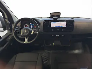 MERCEDES-BENZ Sprinter 319 CDI Pro KA WORKER 4x4