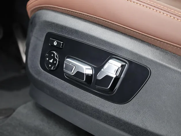 BMW X7 G07 40d xDrive SAG