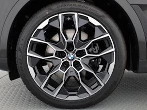 https://vehicle.imgix.net/4495843/61f478d5-1c21-4ad0-bc1e-d370da33788b.jpg
