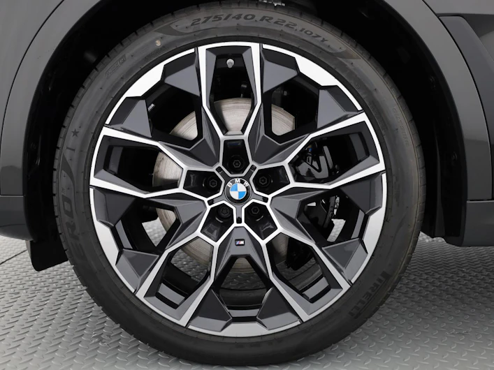 Fahrzeugbild BMW X7