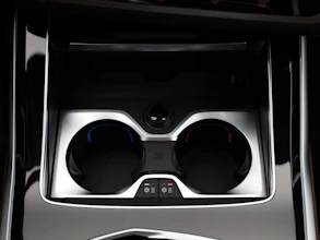 https://vehicle.imgix.net/4495843/ae6e1d3d-a41d-4eef-8d06-cf3286b8522a.jpg