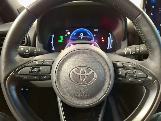 Toyota Yaris Cross 1.5 VVT-i HSD Trend AWD-i