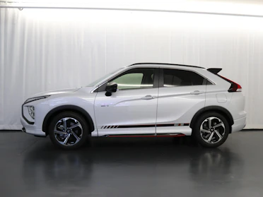 MITSUBISHI ECLIPSE CROSS 4