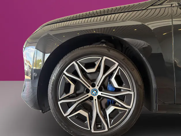 BMW iX xDrive50